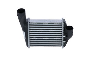 Välijäähdytin, Oikea, AUDI A4 B5, A4 B5 Avant, A6 C5, A6 C5 Avant, ALLROAD C5, 078145806L