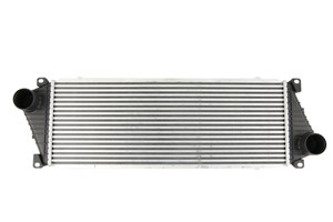 Välijäähdytin, MERCEDES-BENZ,VW, 2D0.145.805, 2D0145805, 9015010701, A2D0145805, A9015010701