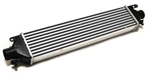 Välijäähdytin, ALFA ROMEO,FIAT,LANCIA,OPEL, 1302225, 51783791, 51833106, 51833975, 55225012, 55229855, 55700635, 860331, 860495, 9551021