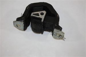 Moottorin tuki, Takana, OPEL,VAUXHALL, 06 82 603, 06 84 392, 0682555, 0682600, 0682603, 0684392, 682555, 682600, 682603, 684392, 9047383