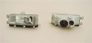 Ajovalo, Oikea, TOYOTA COROLLA Liftback, 81110 1A730